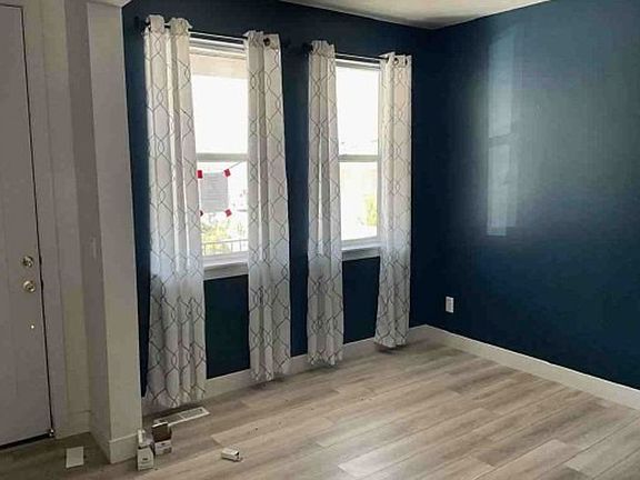 Additional Living Room