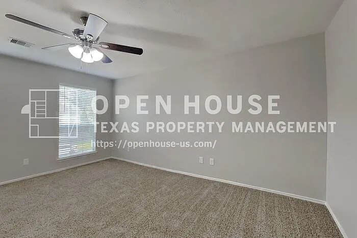 4102 Sand Ripple Ln — Photo 9