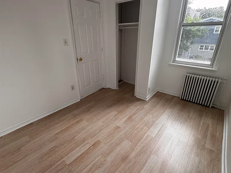 4702 Cottage Ave — Photo 12