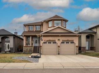 388 Grizzly Cres N, Lethbridge, AB T1H4E6
