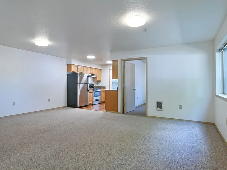 Hays Apartments — Photo 17
