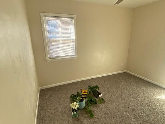 3rd image of 724 Virginia Ave