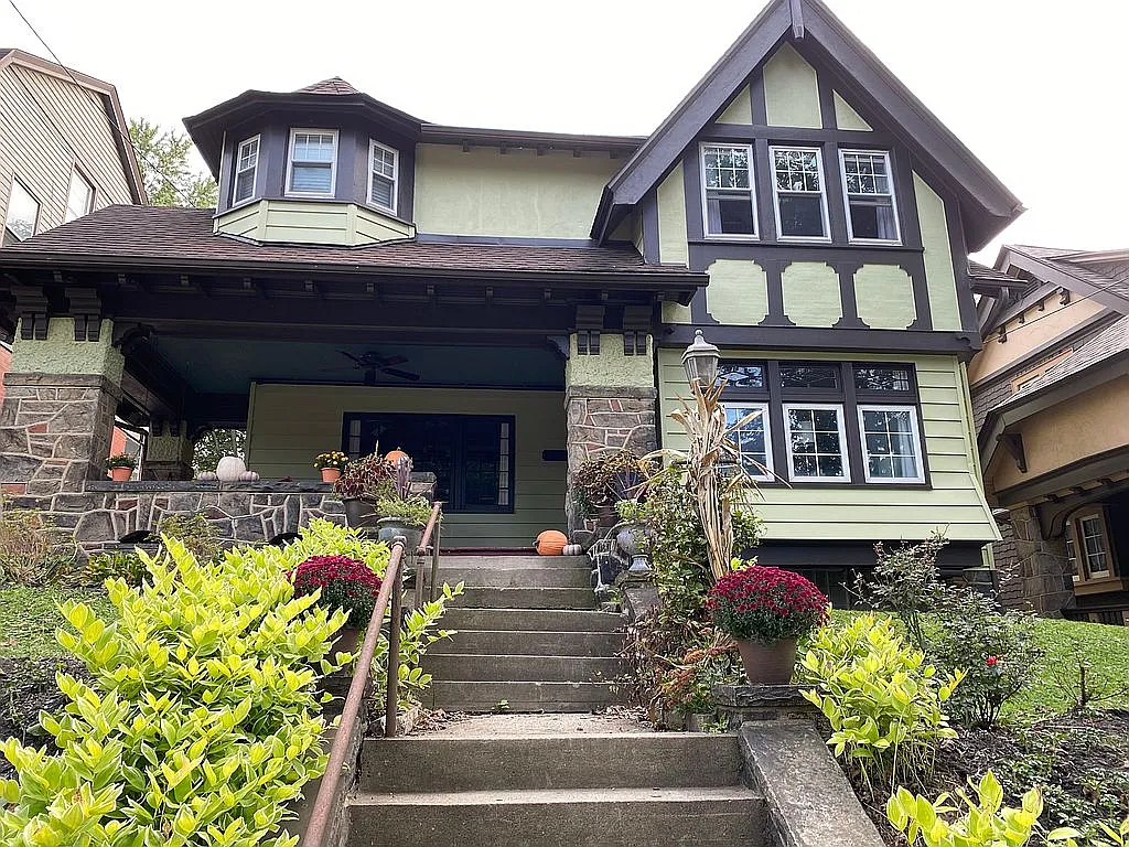 3967 Brighton Rd photo 1