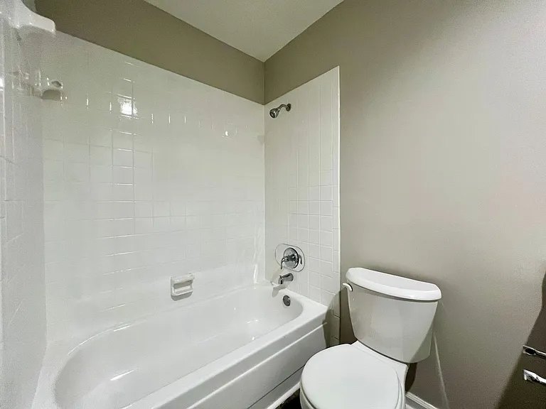 905 Brett Dr #E — Photo 28
