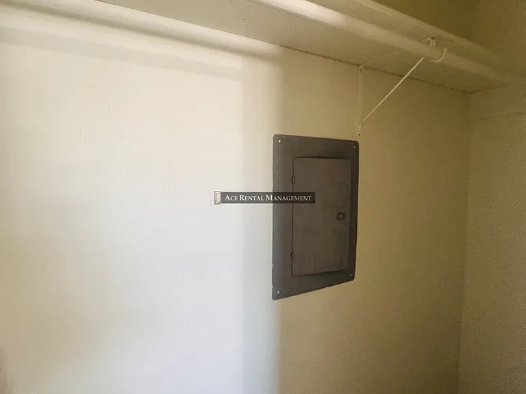 204 10th St #30 — Photo 9