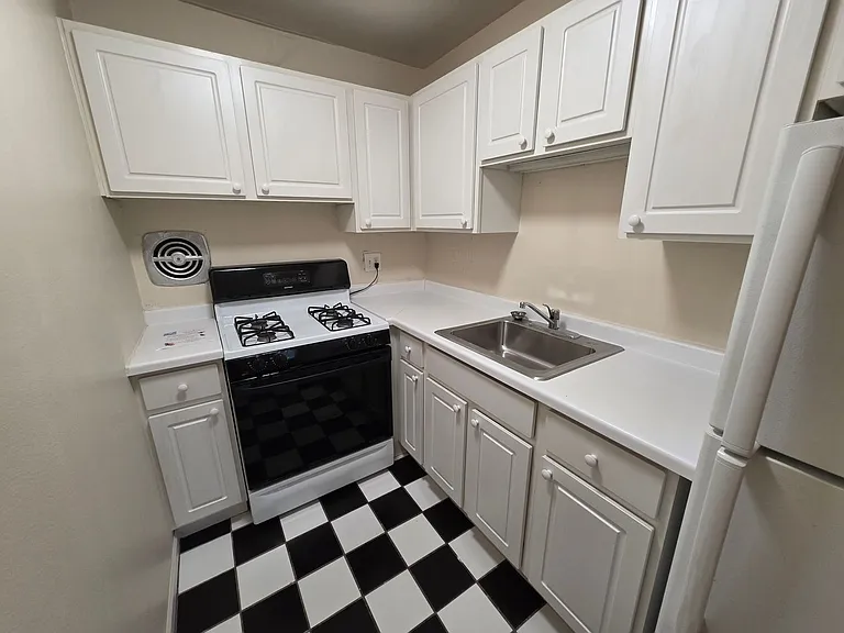 Ariel Place — Photo 72