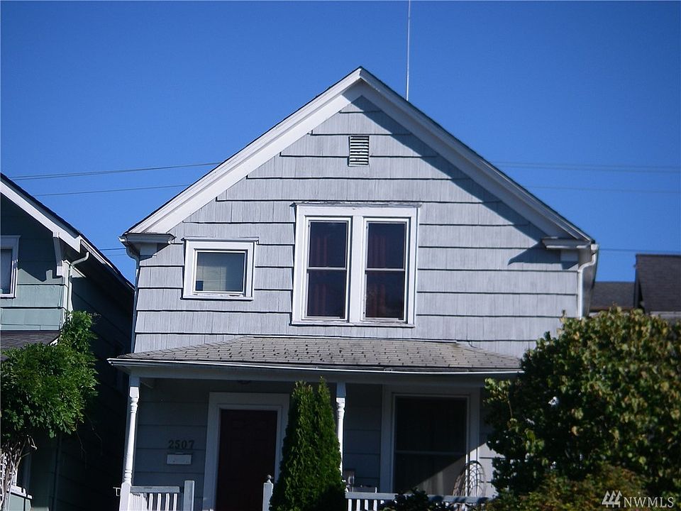 1st image of 2507 Grand Ave