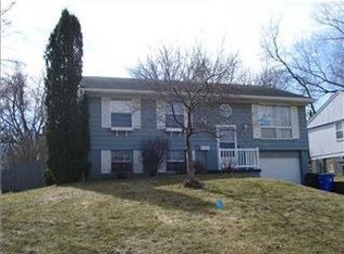 3103 Coral Ln SW, Cedar Rapids, IA 52404