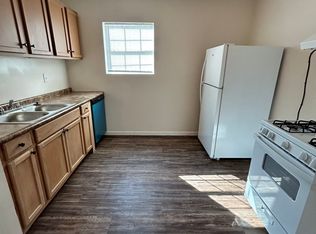 625 E Melton St #B, Longview, TX 75602