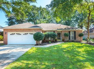 4593 Top Flight Dr, Crestview, FL 32539