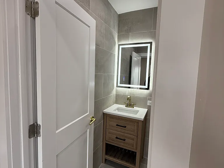 2817 Palisade Ave #2 — Photo 5