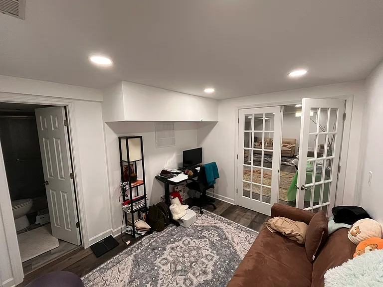 646 Buckthorn Ter — Photo 10
