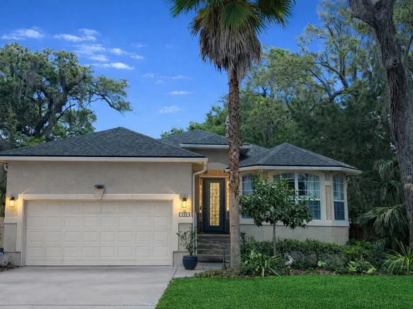 492 Crosswind Dr, Fernandina Beach, FL 32034