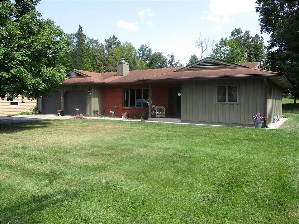 1st image of 321 Woodside Drive