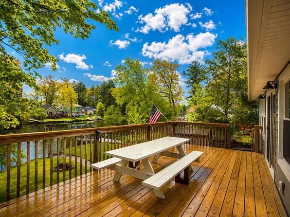 143 Cottage Rd, Enfield, CT 06082