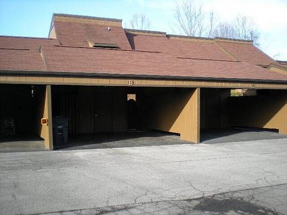 1st image of 520B Fleetwood Ct
