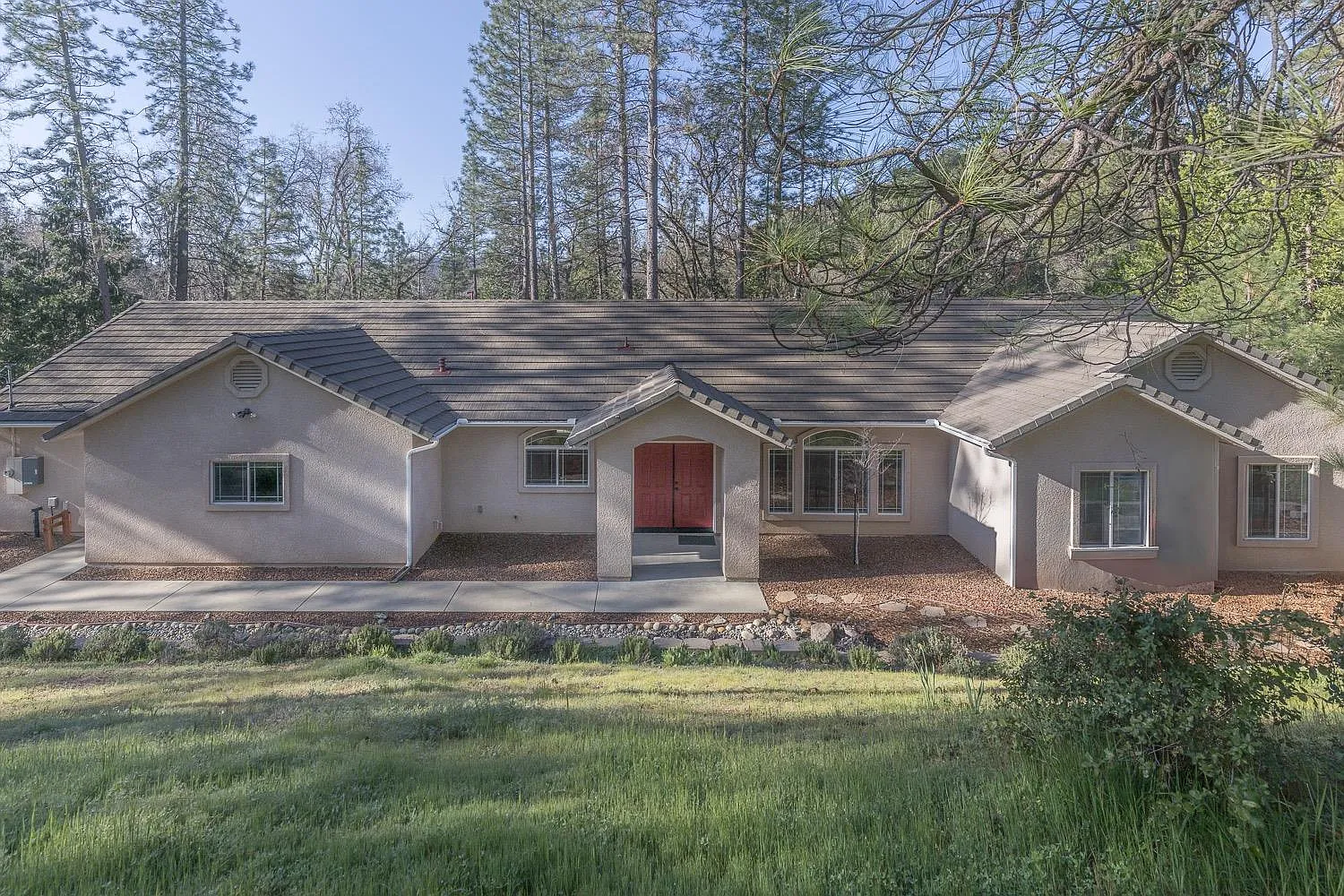 2431 Speckled Ct photo 1