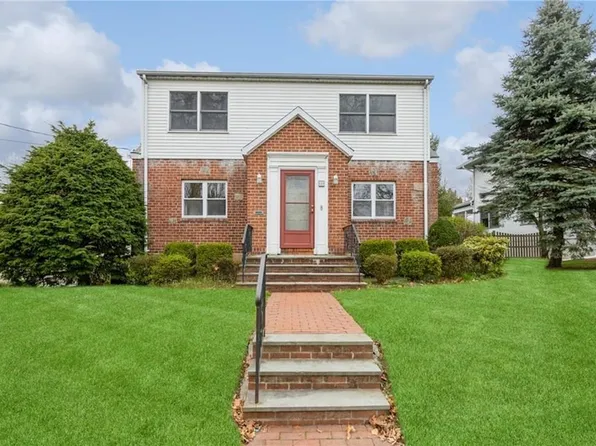 111 Iden Avenue, Pelham, NY 10803