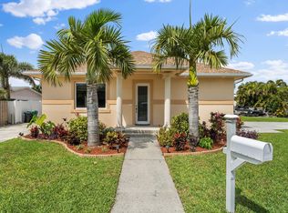 89 N El Mar Dr, Jensen Beach, FL 34957