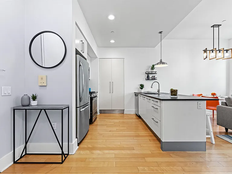 4 Beacon Way #1511R — Photo 7