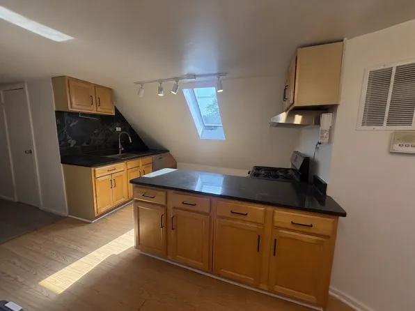 2515 W Charleston St APT 3, Chicago, IL 60647