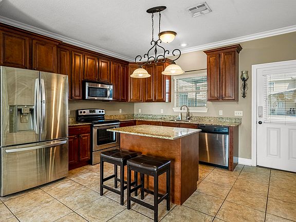 4th image of 5017 S Prien Lake Rd Unit 3