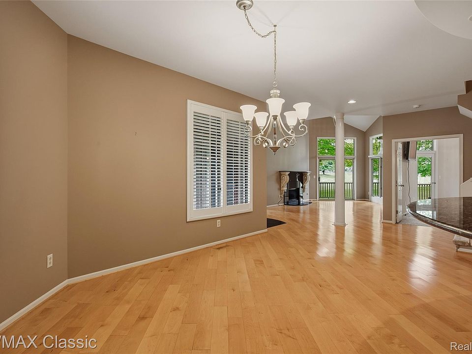 619 Windsor Run, photo 24