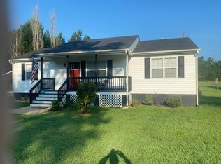 8216 Military Rd, Amelia Court House, VA 23002