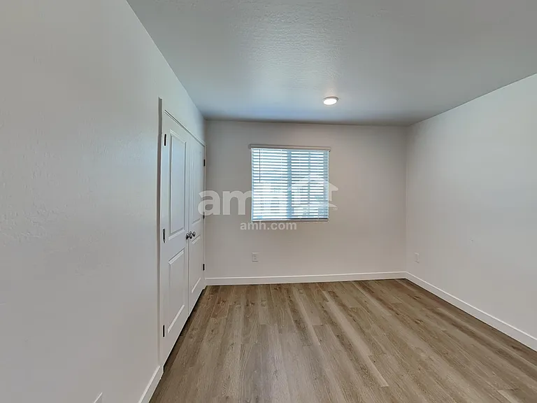 12627 W Flynn Ln — Photo 14