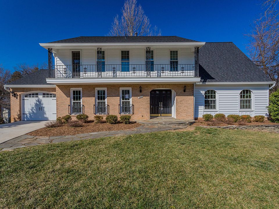 1st image of 4920 Hogans Lake Pl
