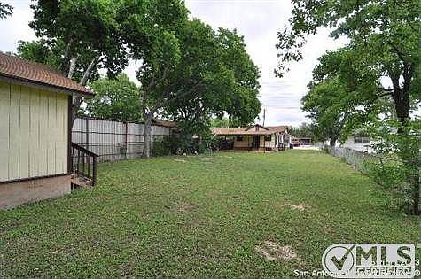 5th image of 1272 W Pyron Ave