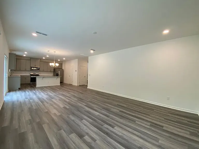 172 Potomac River St — Photo 15