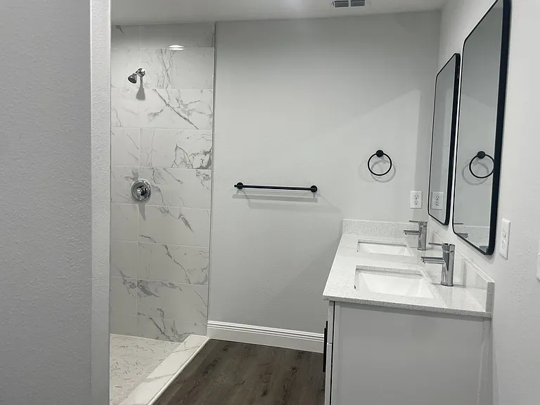 9 Cedar Tree Pl — Photo 5