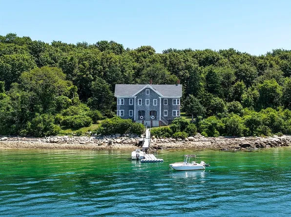 1 Clarks Is, Plymouth, MA 02360