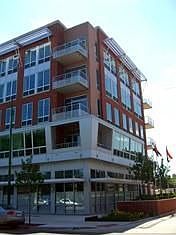 1st image of 4814 N Clark St APT 503