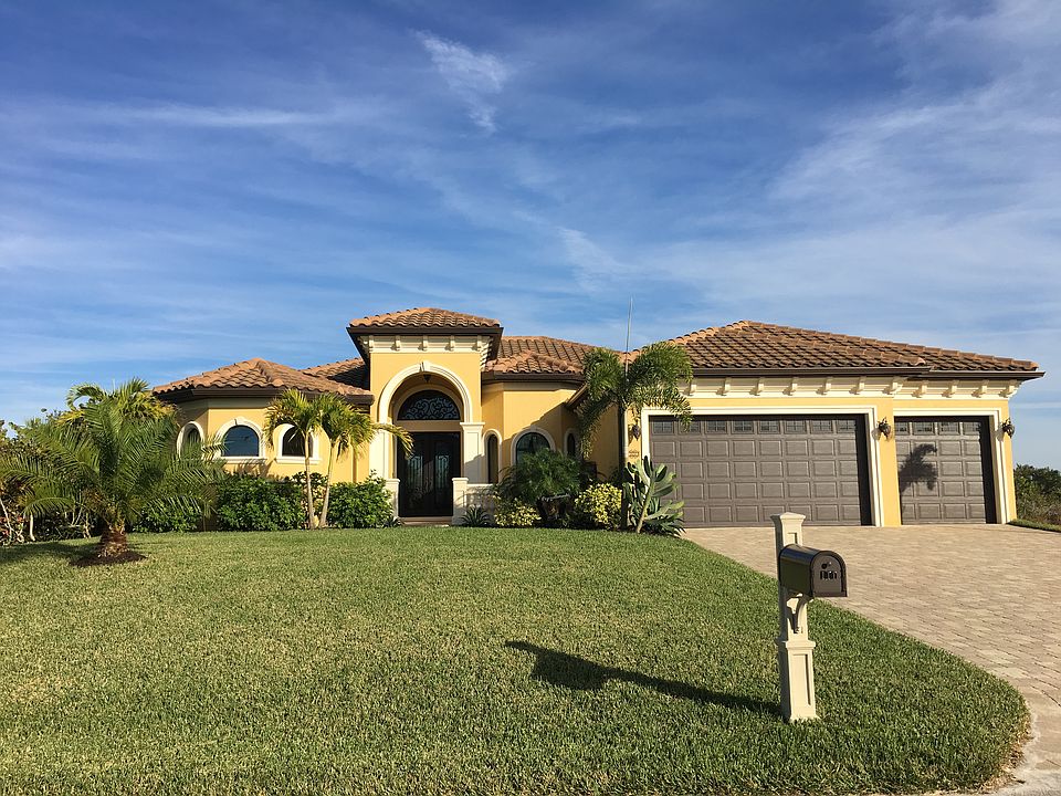 1st image of 111 NW 39th Ave