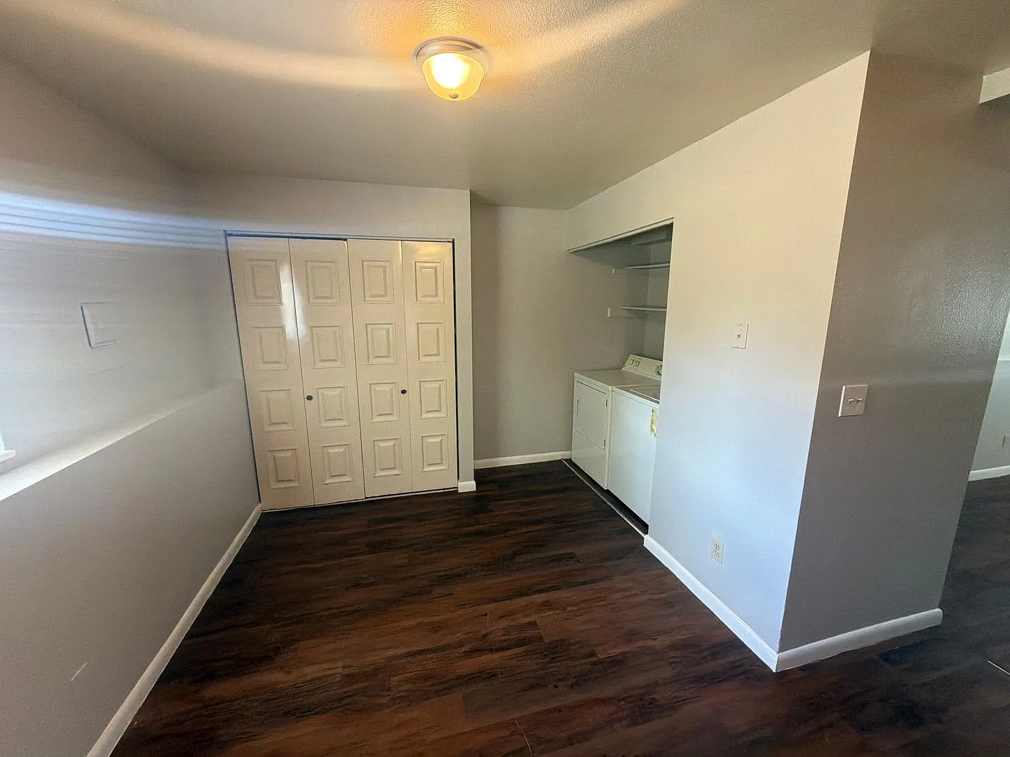 Pikes Pike #4469 | 1 Month Free - 2 Bed / 1 Bath Apartment With Private Entry & W/D In Unit! — Photo 3