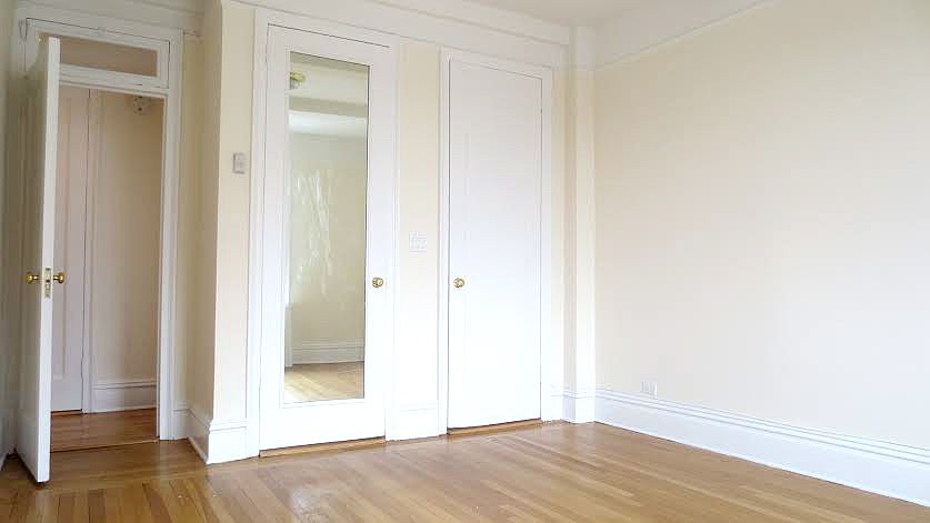 2nd image of 110 W 96th St APT 16C