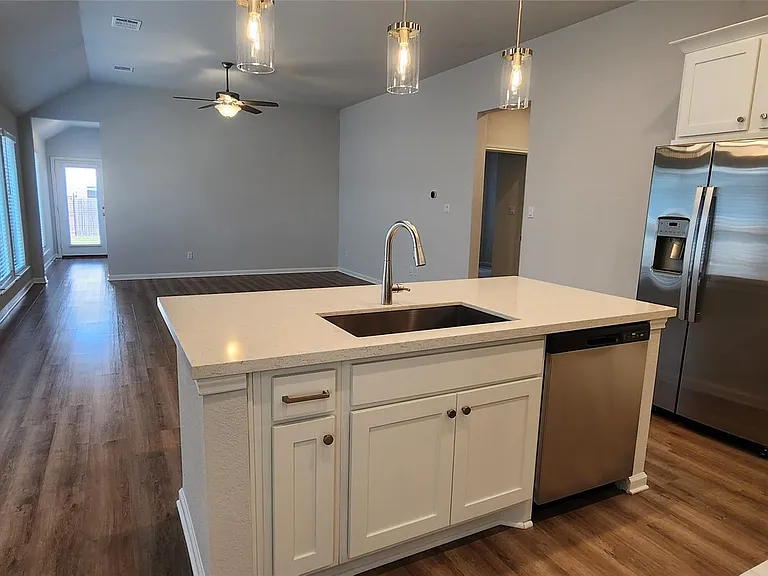 460 Los Olives Ln — Photo 6