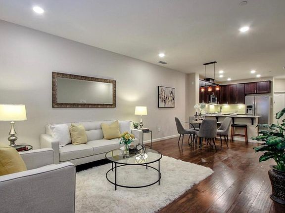 2nd floor living room/kitchen