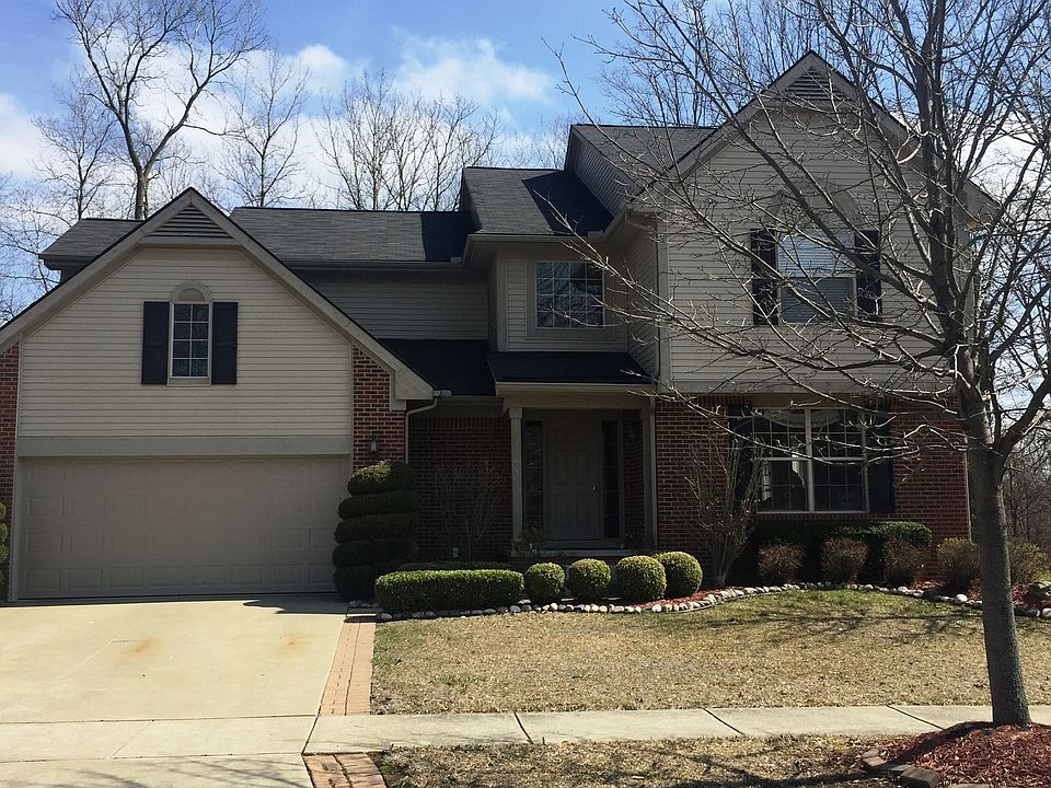1st image of 2985 Tall Oak Ln #49