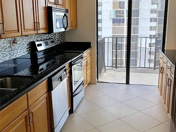 2nd image of 18151 NE 31st Ct APT 1502