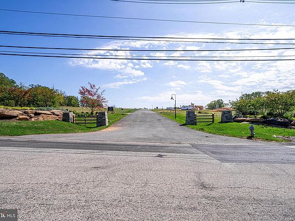 3rd image of 327 Stoney Knoll Ln Lot 5
