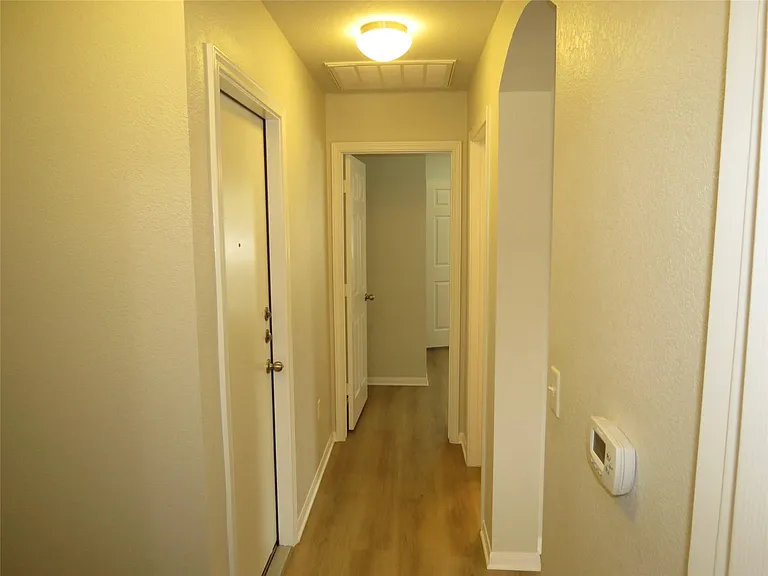 375 Musgrav — Photo 23