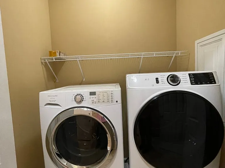 202 Eagle Lndg — Photo 9