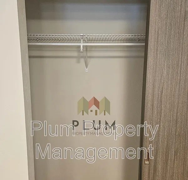 425 Michigan Ave #106 — Photo 23