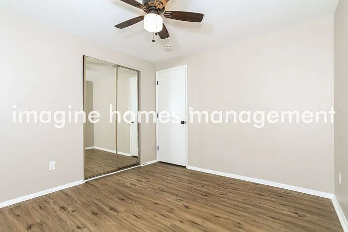 11147 Hawk St — Photo 8