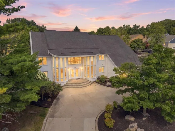 6122 Trailwood Ln, West Bloomfield, MI 48322
