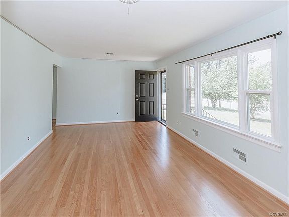 5th image of 1005 Irby Dr