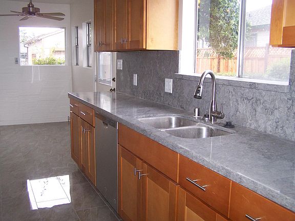 3rd image of 2105 Madison Ave